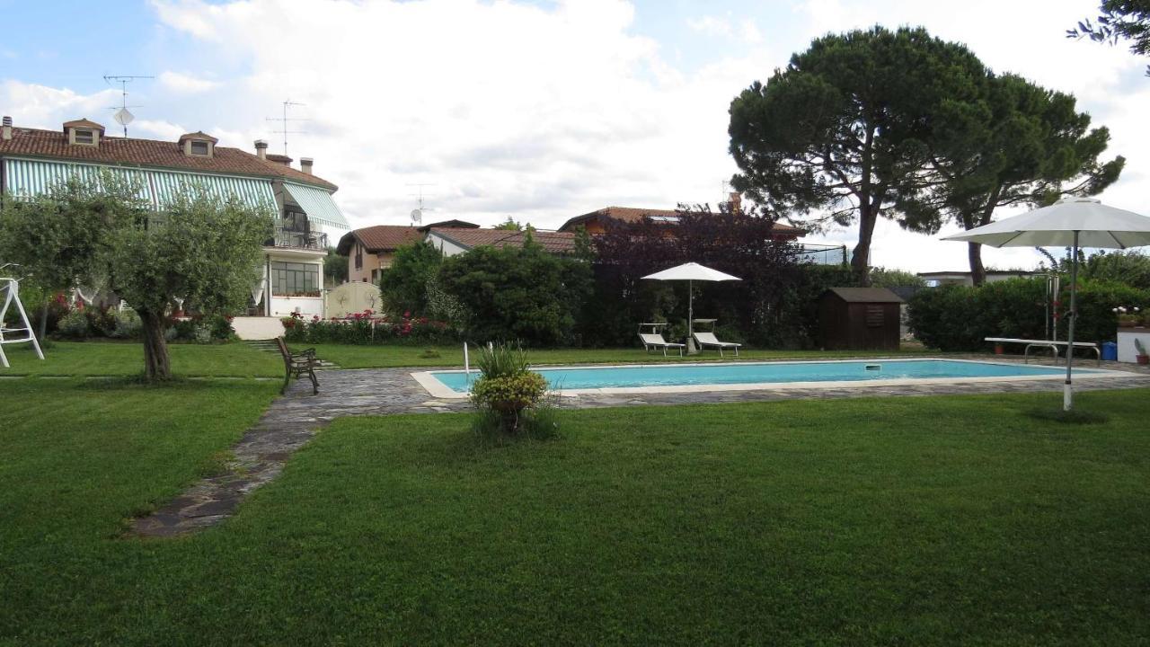 Bed and Breakfast Il Gelso Di Barcuzzi Лонато Экстерьер фото