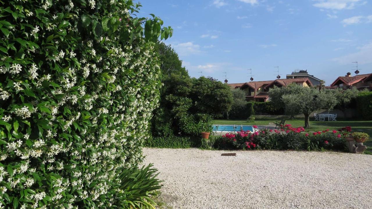 Bed and Breakfast Il Gelso Di Barcuzzi Лонато Экстерьер фото