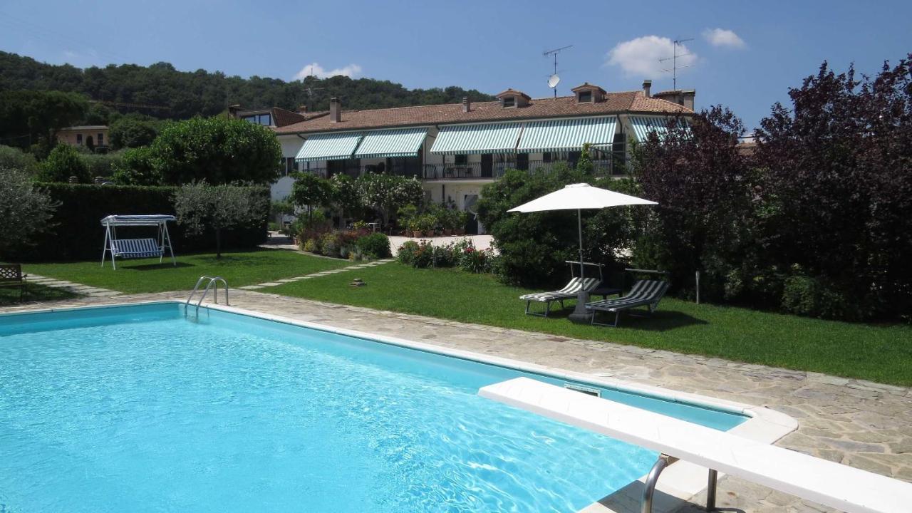 Bed and Breakfast Il Gelso Di Barcuzzi Лонато Экстерьер фото