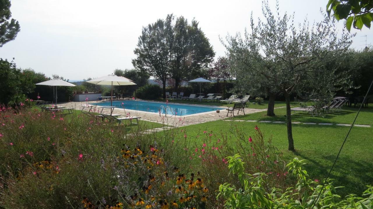 Bed and Breakfast Il Gelso Di Barcuzzi Лонато Экстерьер фото