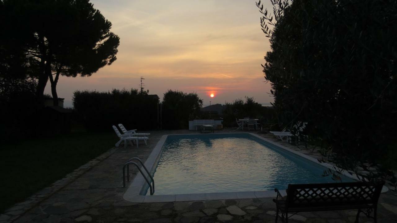 Bed and Breakfast Il Gelso Di Barcuzzi Лонато Экстерьер фото